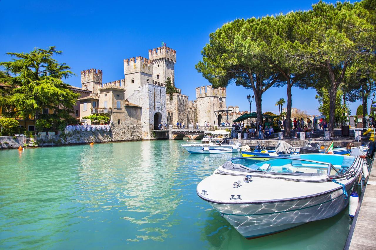 La Luce Di Sirmione Hotel Bagian luar foto